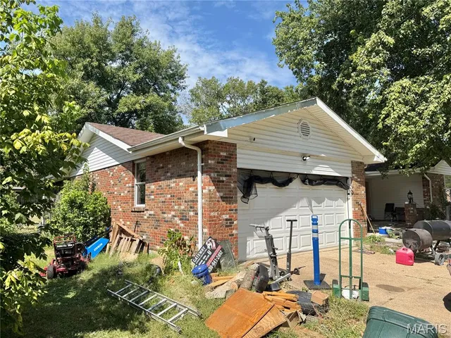 $295,000 | 5823 Mayberry Drive, Imperial, MO 63052