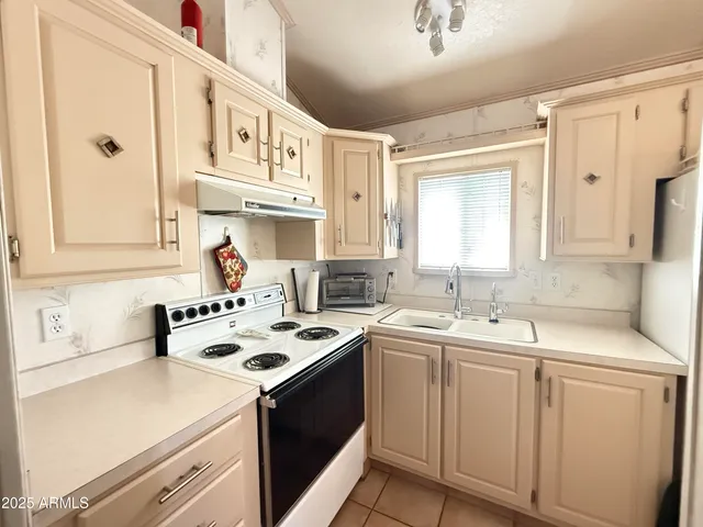 $152,000 | 2006 South Eno Apache Junction, Unit 6, Apache Junction, AZ 85119