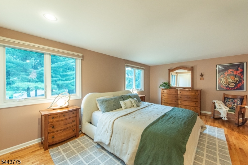 122 Macleish Court Mahwah, NJ 07430 - Photo 16 of 28