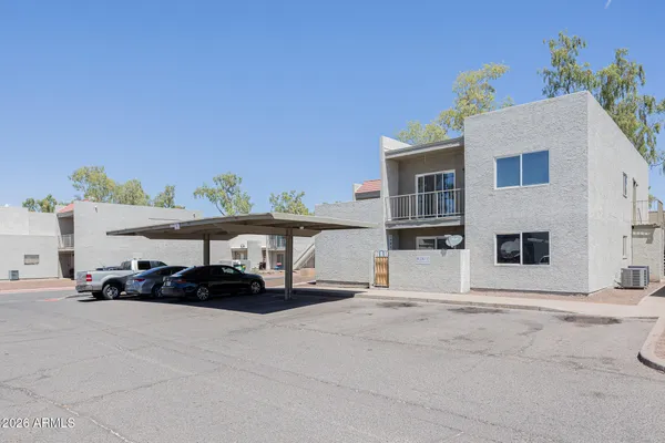 $1,295 | 2826 East Monte Cristo Avenue, Unit 203, Phoenix, AZ 85032