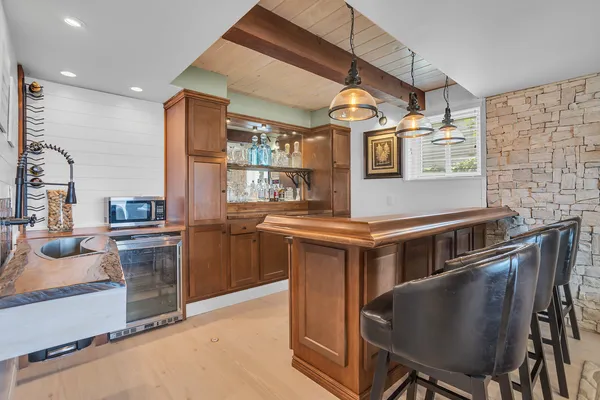 $595,000 | 11786 East Sauk Trail, Jerome, MI 49249