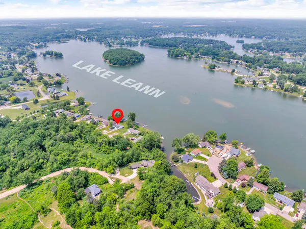 $595,000 | 11786 East Sauk Trail, Jerome, MI 49249