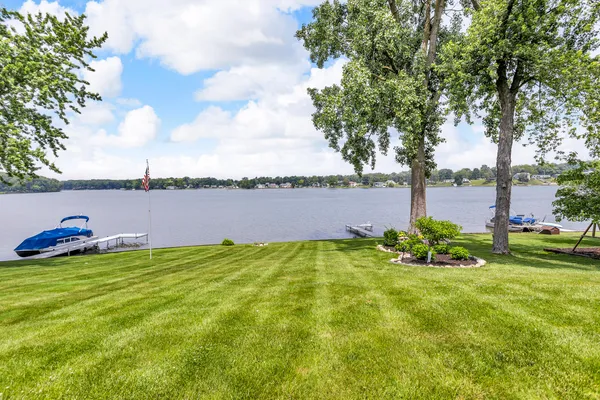 $595,000 | 11786 East Sauk Trail, Jerome, MI 49249