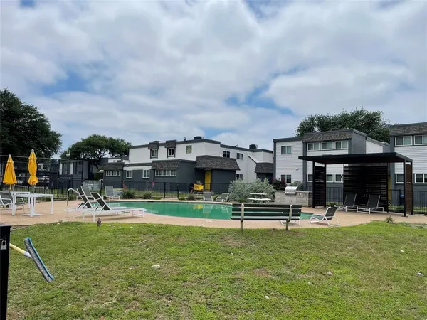 $1,199 | 3300 Edgewood Drive, Garland, TX 75042