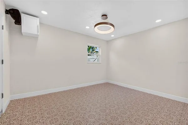$4,500 | 4790 Venetian Boulevard Northeast, St. Petersburg, FL 33703