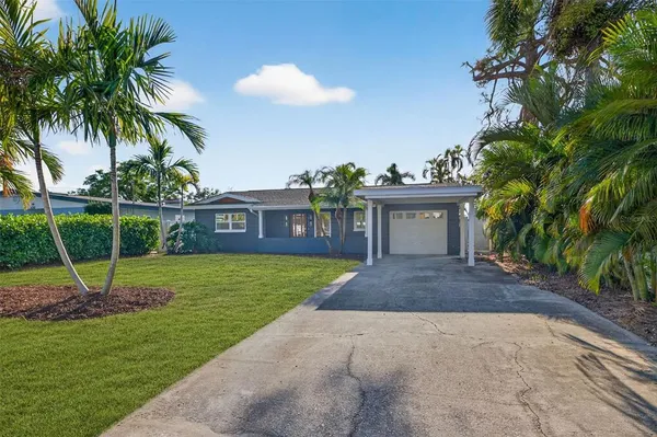 $4,500 | 4790 Venetian Boulevard Northeast, St. Petersburg, FL 33703