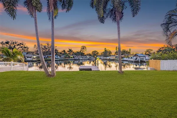 $4,500 | 4790 Venetian Boulevard Northeast, St. Petersburg, FL 33703