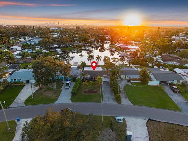 $4,500 | 4790 Venetian Boulevard Northeast, St. Petersburg, FL 33703