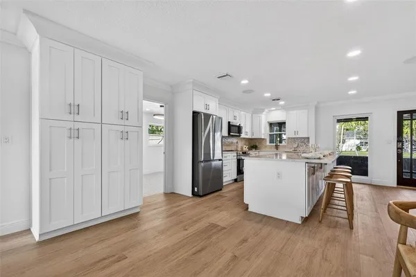 $4,500 | 4790 Venetian Boulevard Northeast, St. Petersburg, FL 33703