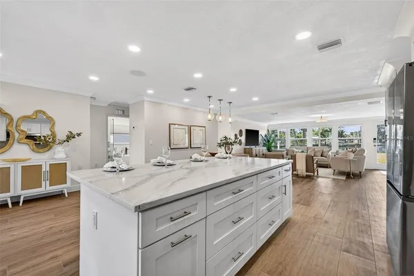 $4,500 | 4790 Venetian Boulevard Northeast, St. Petersburg, FL 33703