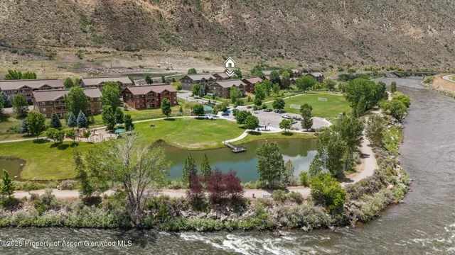 $380,000 | 495 River View Drive, Unit 1507, New Castle, CO 81647