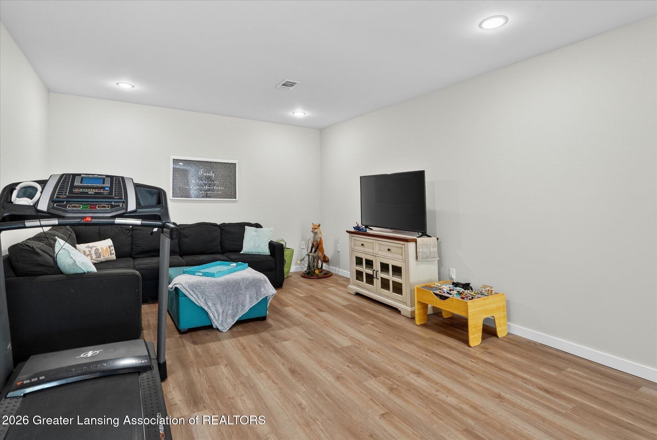 9945 North Wheaton Road Charlotte, MI 48813 - Photo 34 of 55 34-9945-N-Wheaton-Rd-Charlotte-MI-48813-