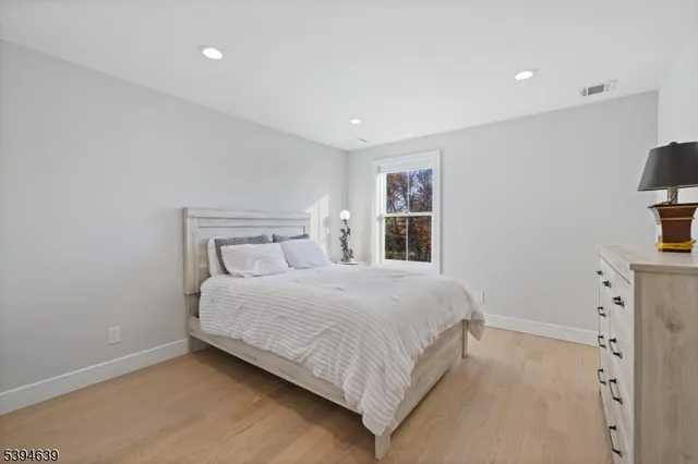 $1,249,000 | 574 Ridgedale Avenue, East Hanover, NJ 07936