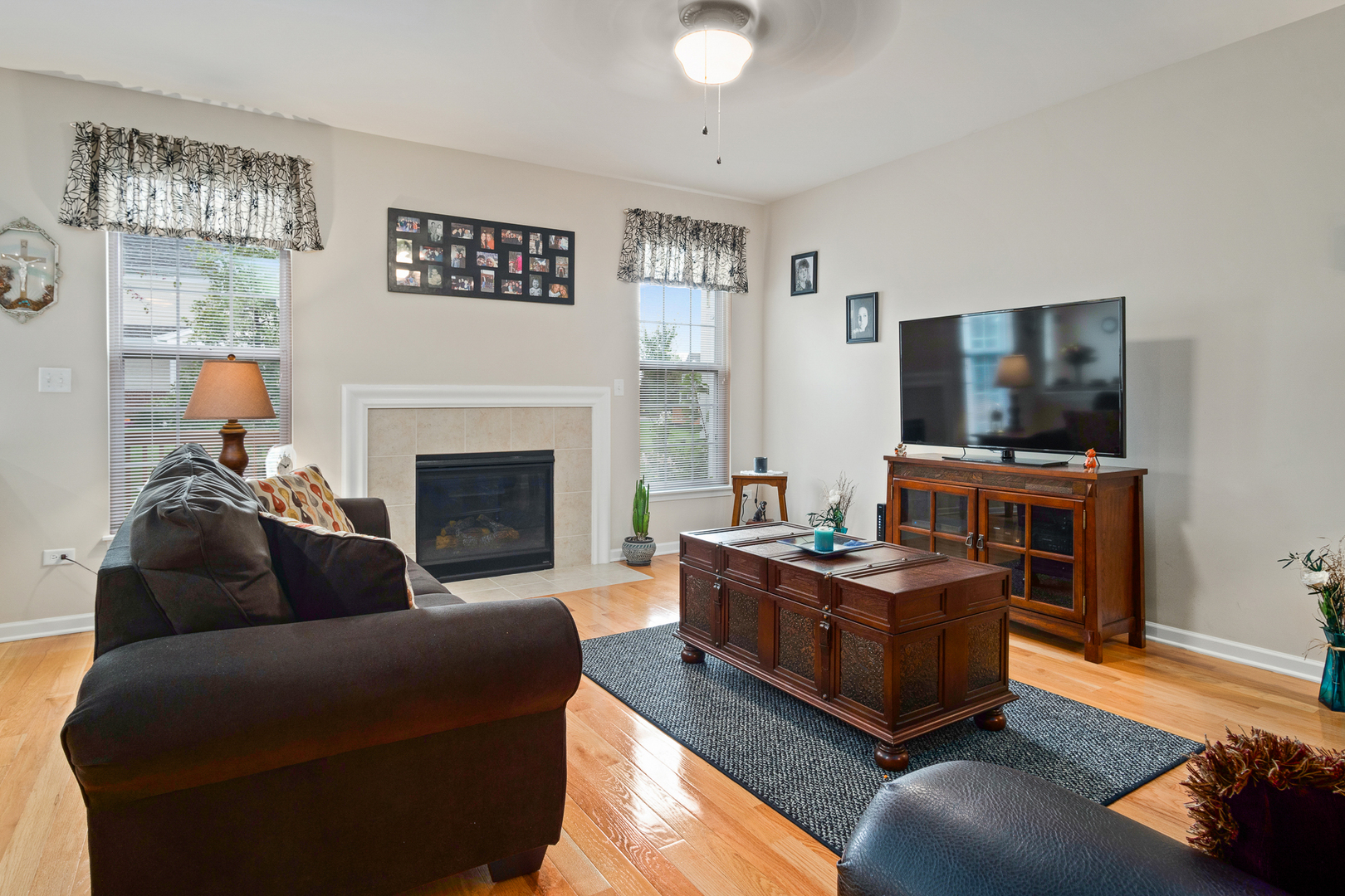 1148 Falcon Ridge Drive Elgin, IL 60124 - Photo 6 of 26