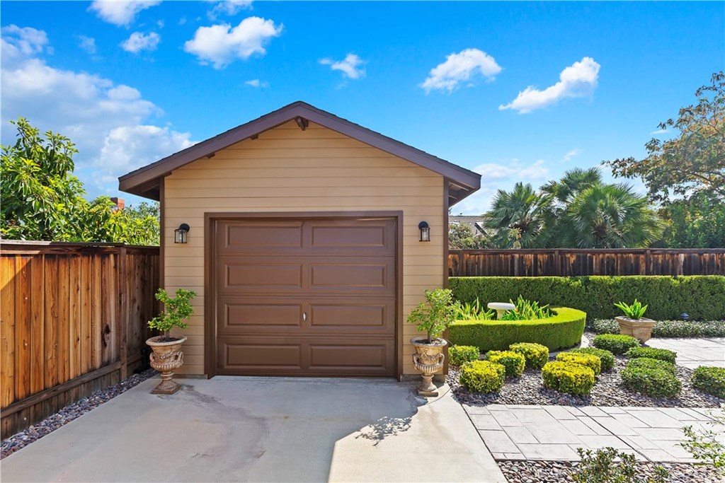 5366 Milice Court Riverside, CA 92506 - Photo 11 of 59