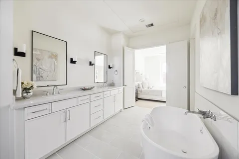 $654,900 | 5312 Chesney Downs Drive, Houston, TX 77091