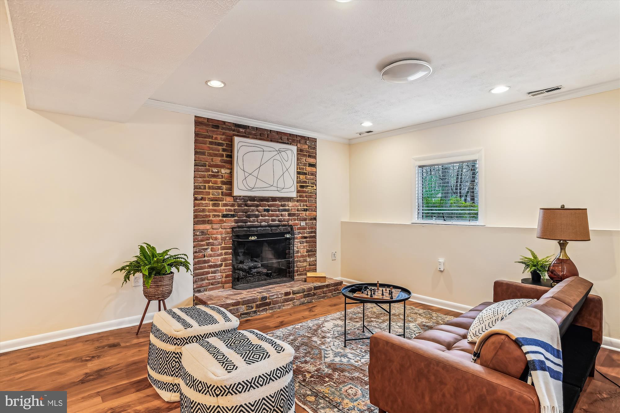 1019 A Old Bay Ridge Road Annapolis, MD 21403 - Photo 36 of 65 Gas fireplace