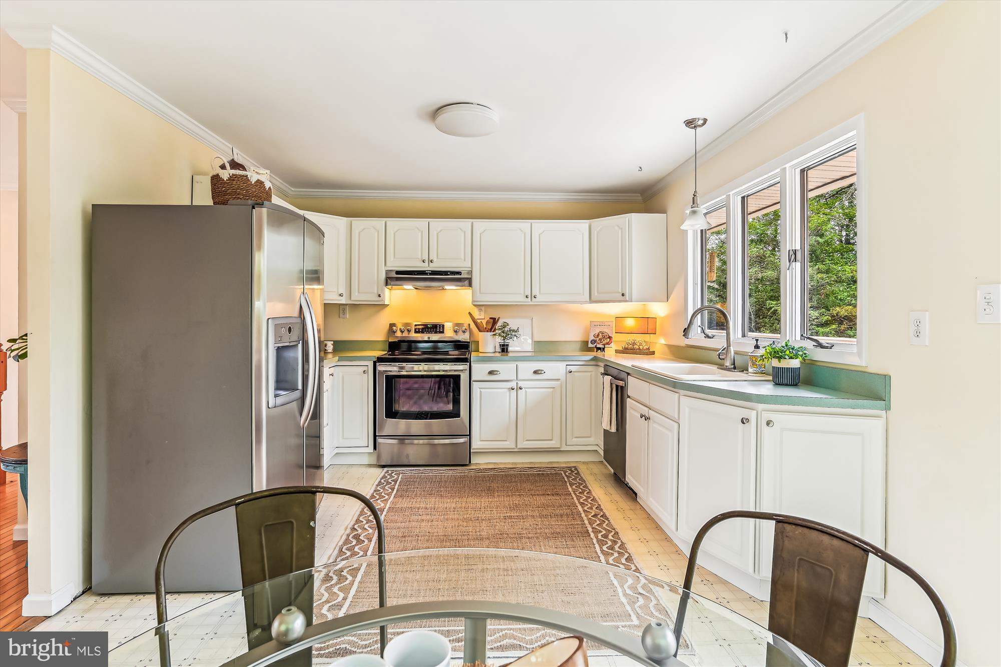 1019 A Old Bay Ridge Road Annapolis, MD 21403 - Photo 10 of 65 Kitchen