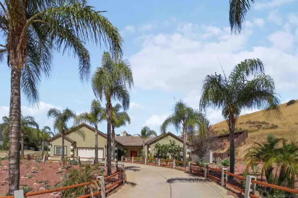 $1,399,900 | 1804 Vista De La Montana, El Cajon, CA 92019