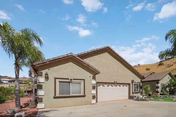 $1,399,900 | 1804 Vista De La Montana, El Cajon, CA 92019