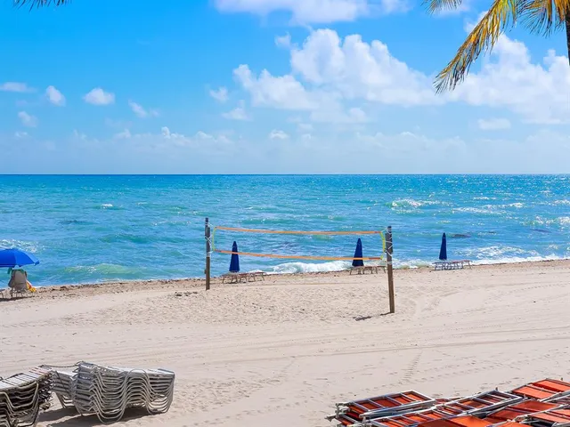 $545,000 | 2101 South Ocean Drive, Unit 801, Hollywood, FL 33019