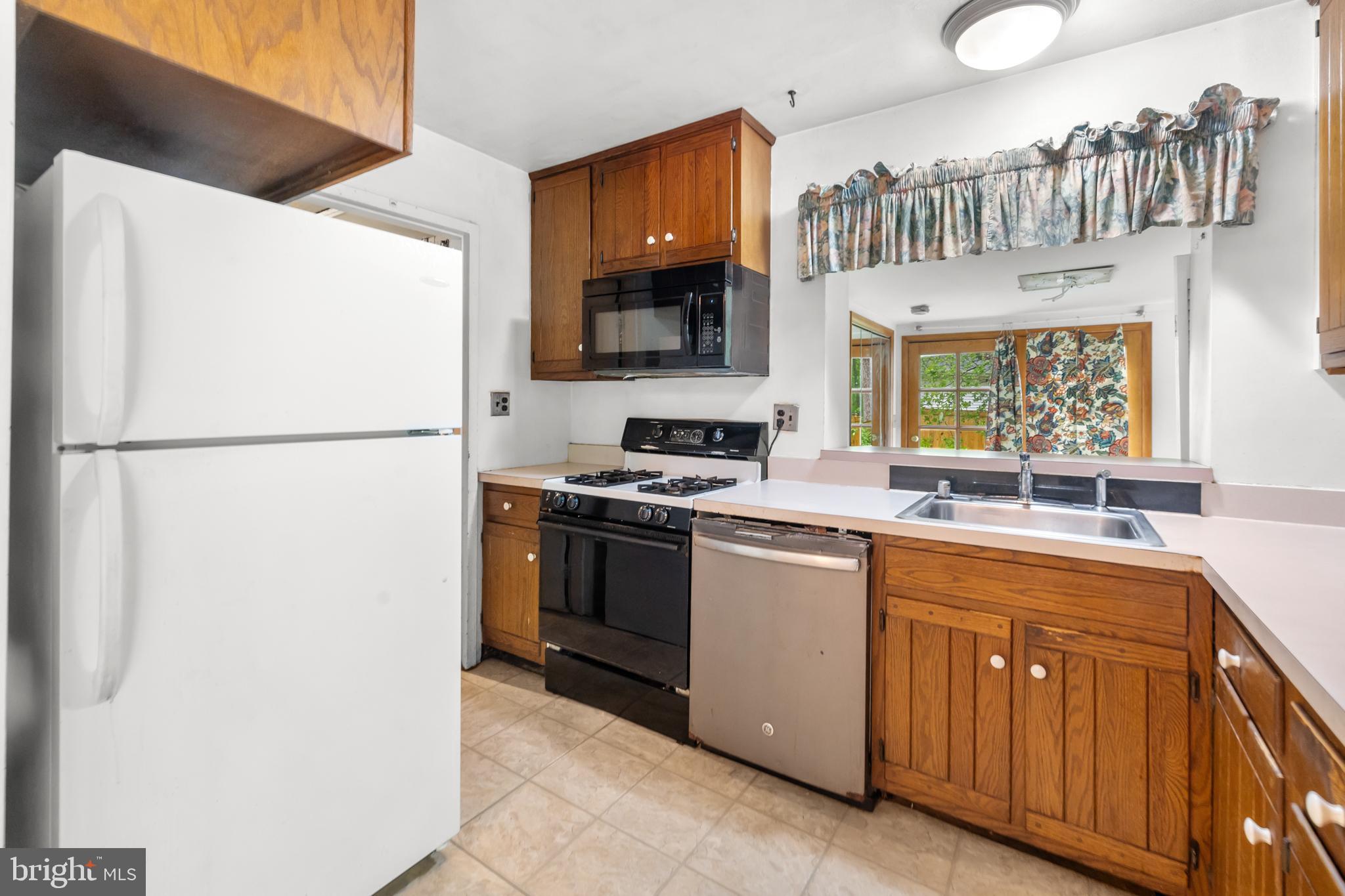5533 Belfast Place Springfield, VA 22151 - Photo 14 of 39
