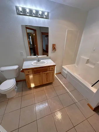 $1,300 | 1279 Pinewood Trail, Unit 9, New Richmond, WI 54017