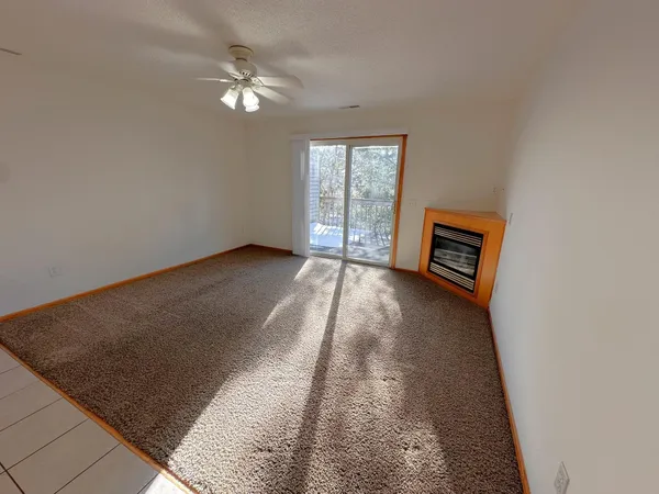 $1,300 | 1279 Pinewood Trail, Unit 9, New Richmond, WI 54017