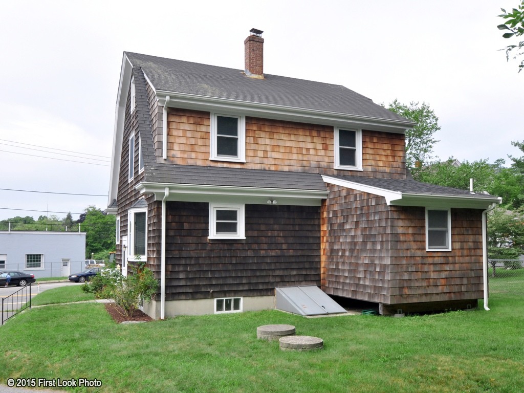 2148 Main Road Tiverton, RI 02878 - Photo 17 of 30