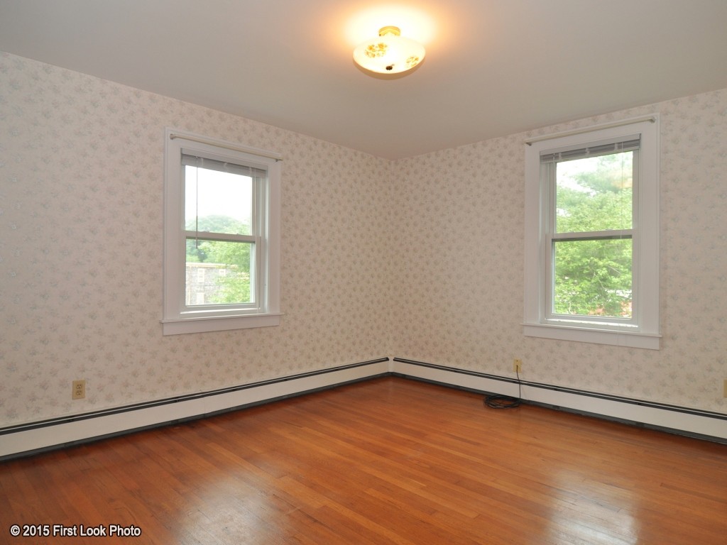 2148 Main Road Tiverton, RI 02878 - Photo 21 of 30