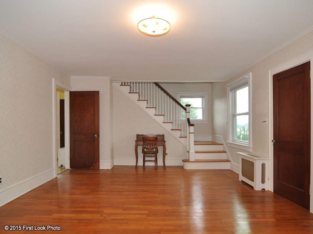 2148 Main Road Tiverton, RI 02878 - Photo 4 of 30