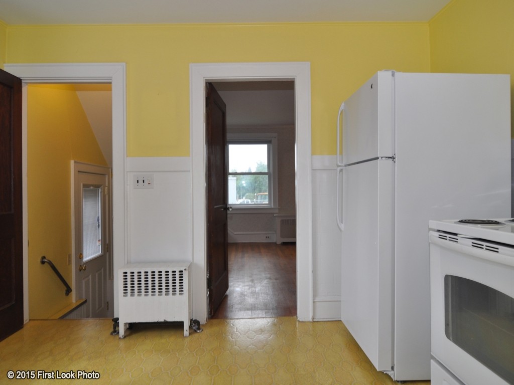 2148 Main Road Tiverton, RI 02878 - Photo 9 of 30