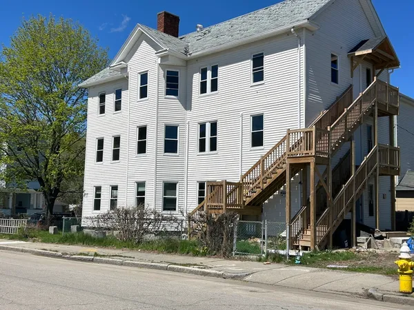 $599,900 | 2 Stevens Road, Worcester, MA 01603