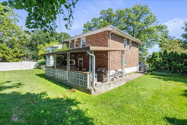 $1,290,000 | 157 Birch Drive, New Hyde Park, NY 11040