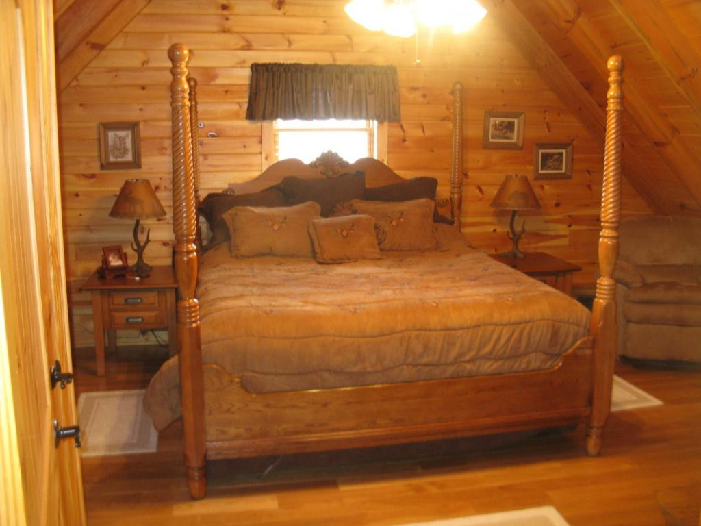 581 Way Cross Road Church Hill, TN 37642 - Photo 16 of 36 Upper Bedroom