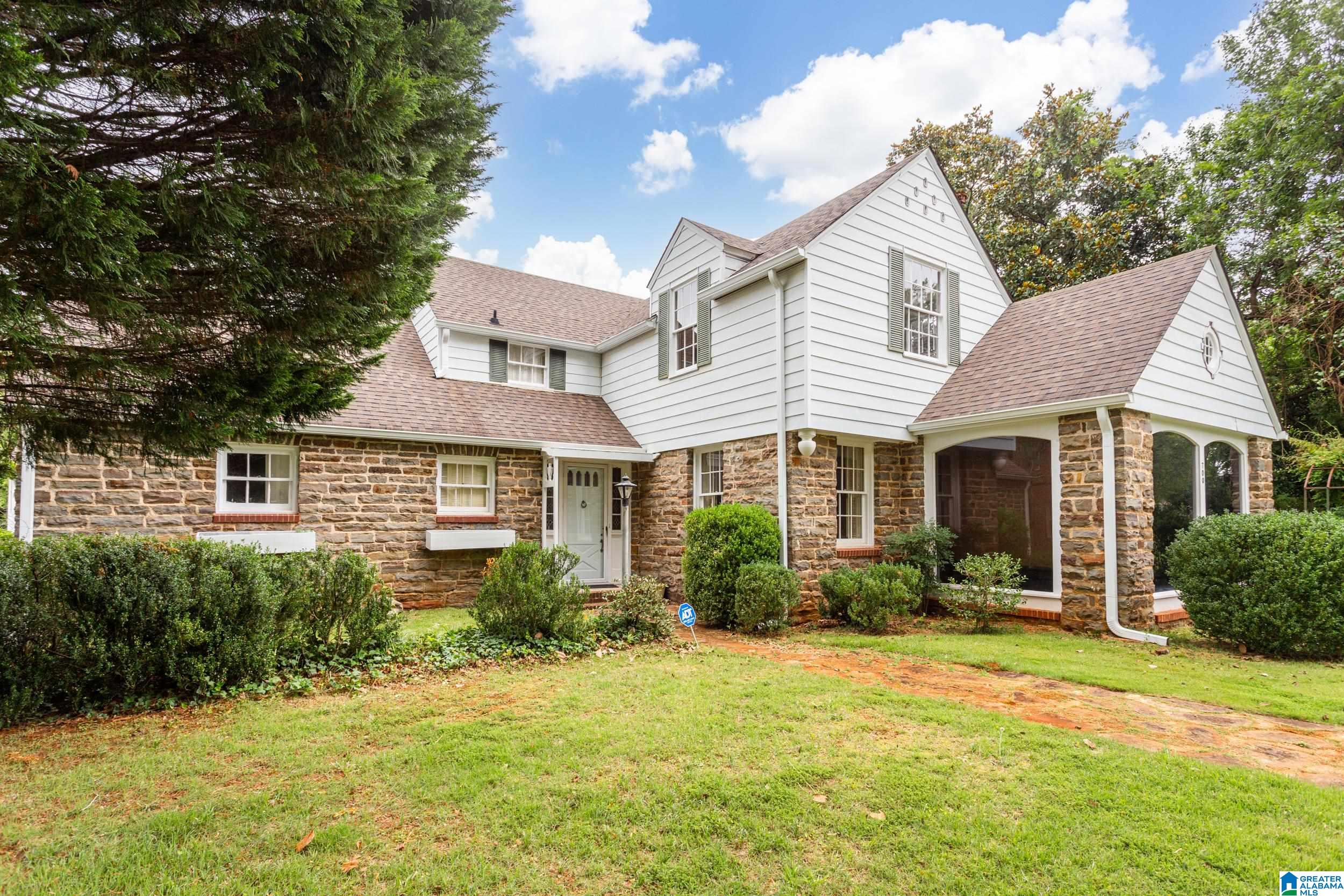 700 Cedar Street Talladega, AL 35160 - Photo 3 of 42