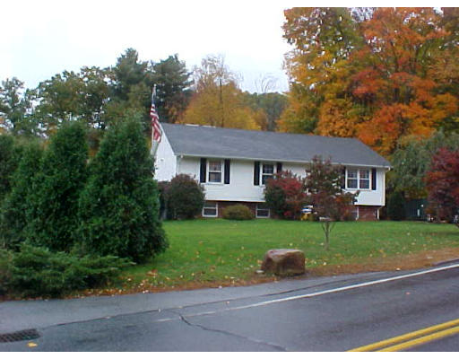 636 Benson Road Northbridge, MA 01588 - Photo 1 of 8 Gallery Image 1
