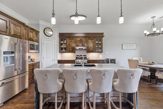 $520,000 | 152 Crenshaw Court, Stephenville, TX 76401