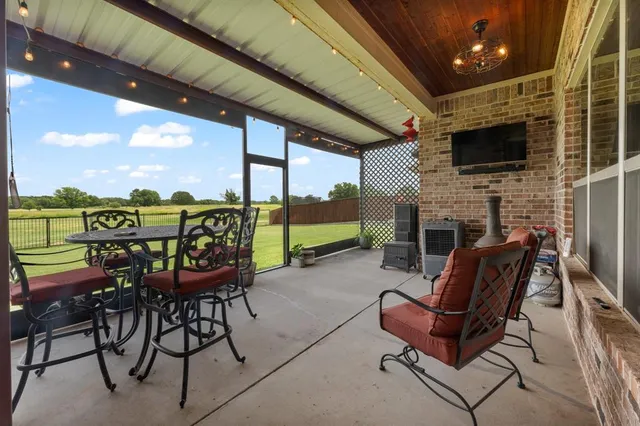 $520,000 | 152 Crenshaw Court, Stephenville, TX 76401
