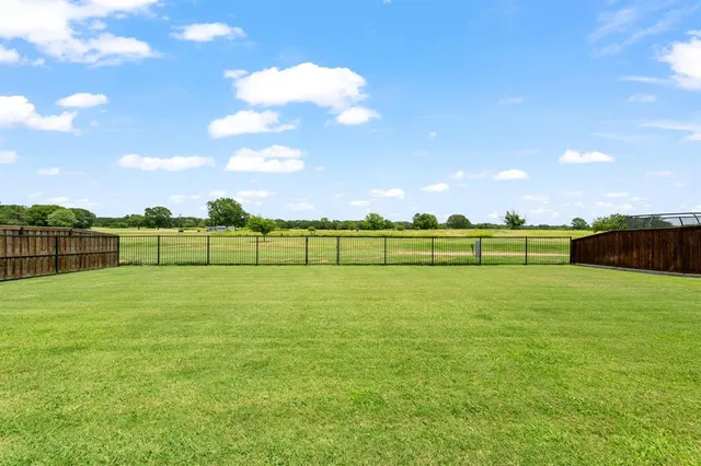 $520,000 | 152 Crenshaw Court, Stephenville, TX 76401