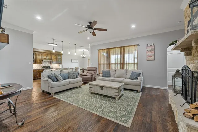 $520,000 | 152 Crenshaw Court, Stephenville, TX 76401