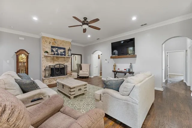 $520,000 | 152 Crenshaw Court, Stephenville, TX 76401