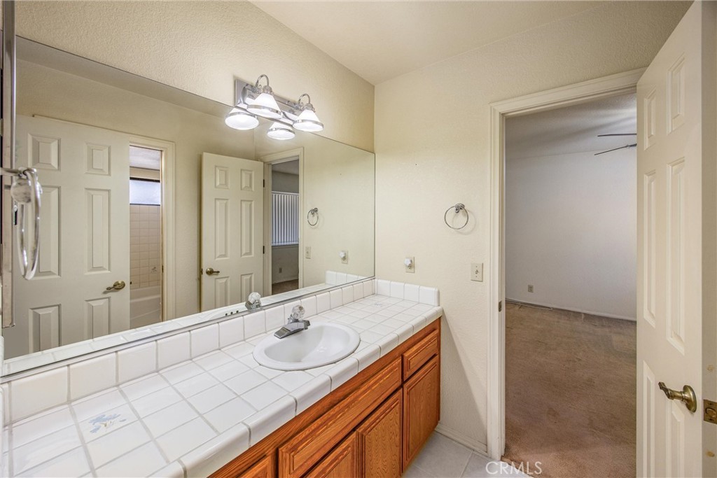 16466 Tude Road Apple Valley, CA 92307 - Photo 33 of 61