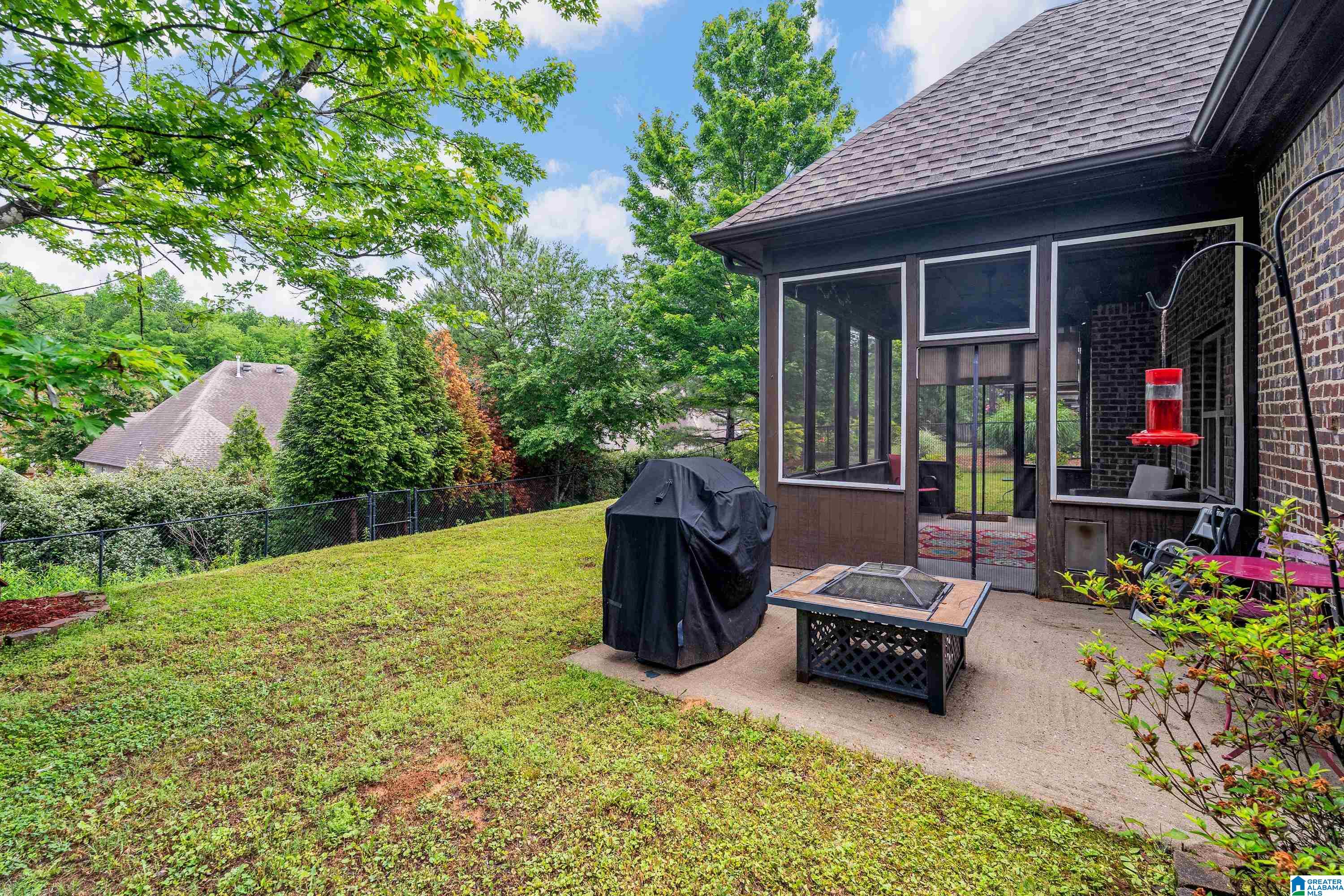 244 Strathaven Lane Pelham, AL 35124 - Photo 32 of 39
