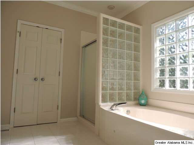 698 Summit Point Birmingham, AL 35226 - Photo 17 of 26
