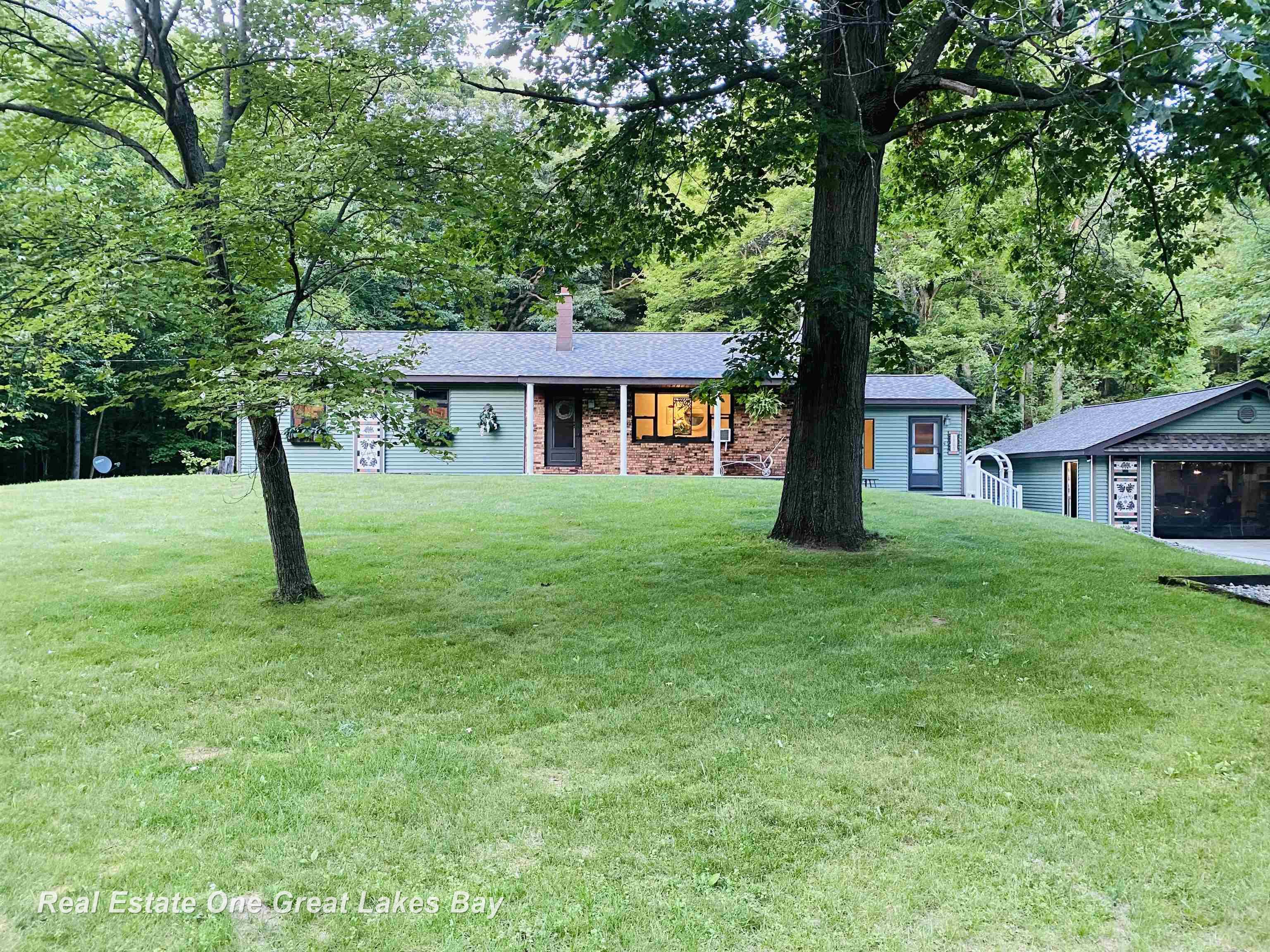 1885 Erskine Road Hemlock, MI 48626 - Photo 6 of 45