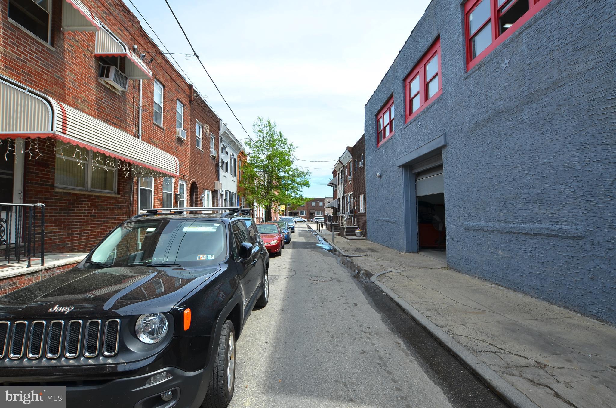 1031 Mercy Street Philadelphia, PA 19148 - Photo 12 of 13 Street Scene - Facing East