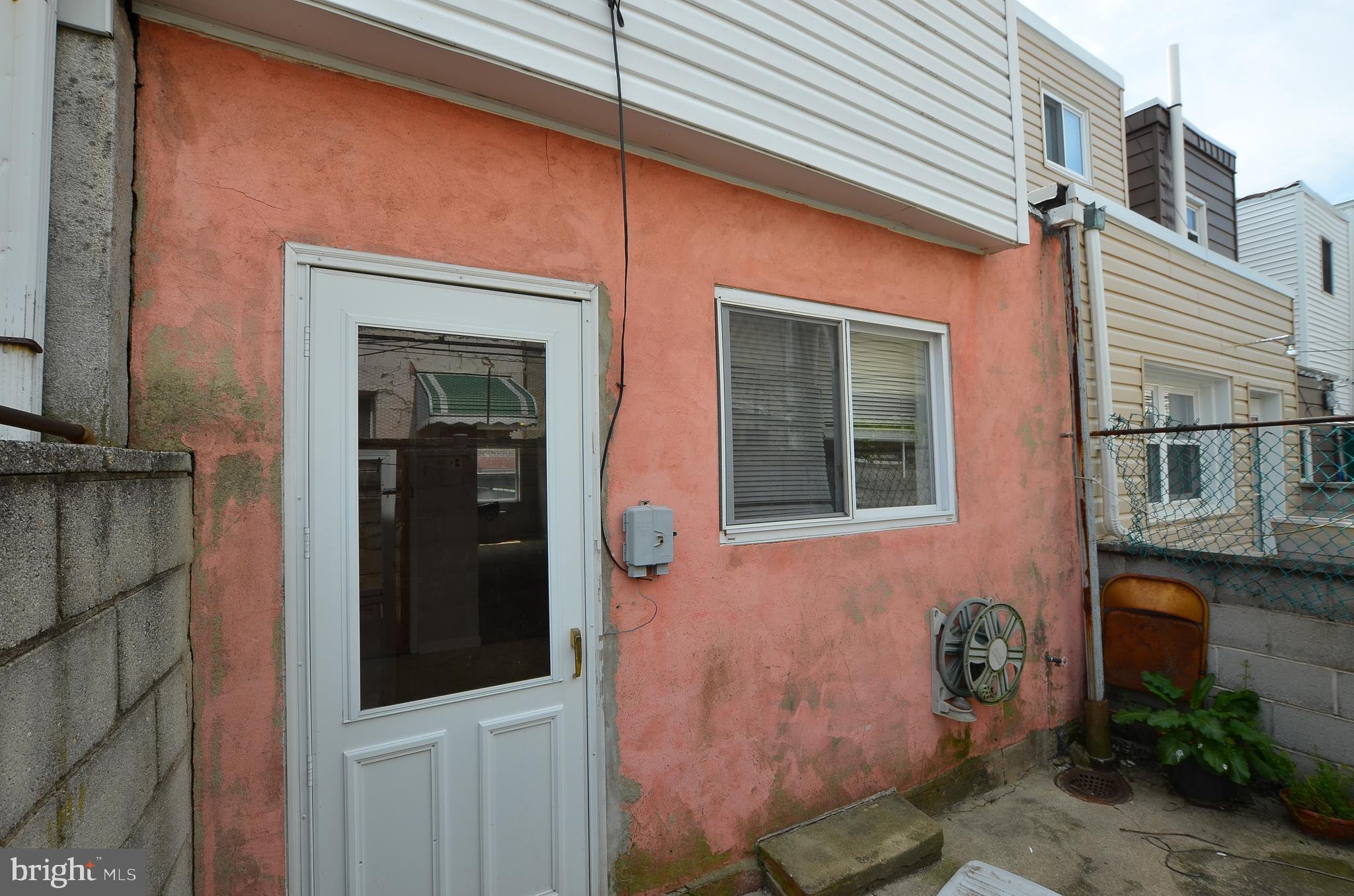 1031 Mercy Street Philadelphia, PA 19148 - Photo 5 of 13 Exterior Rear