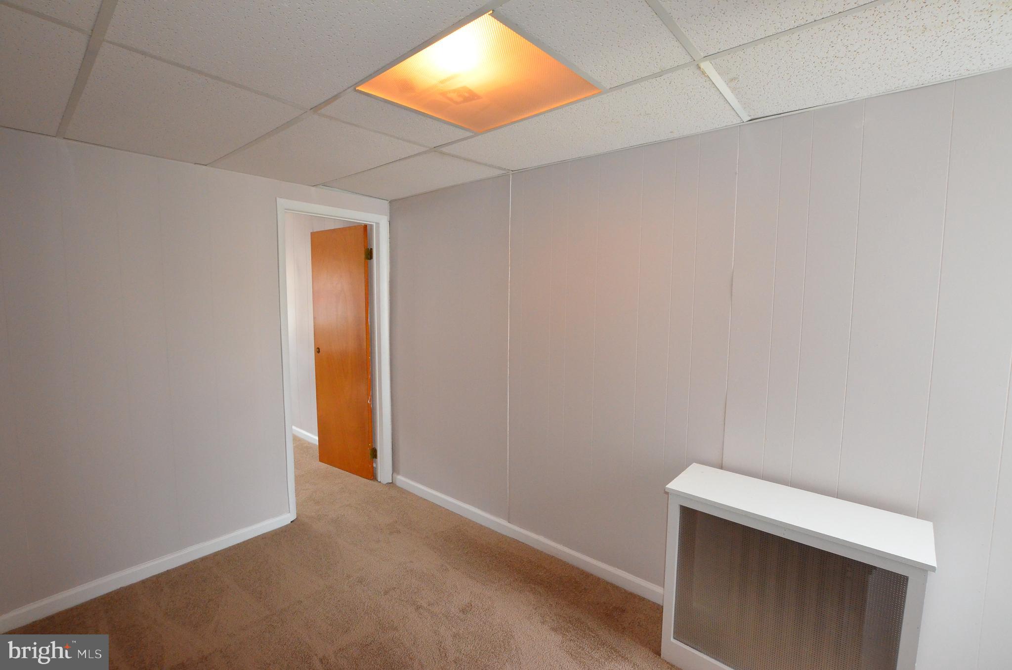 1031 Mercy Street Philadelphia, PA 19148 - Photo 8 of 13 Bedroom 2