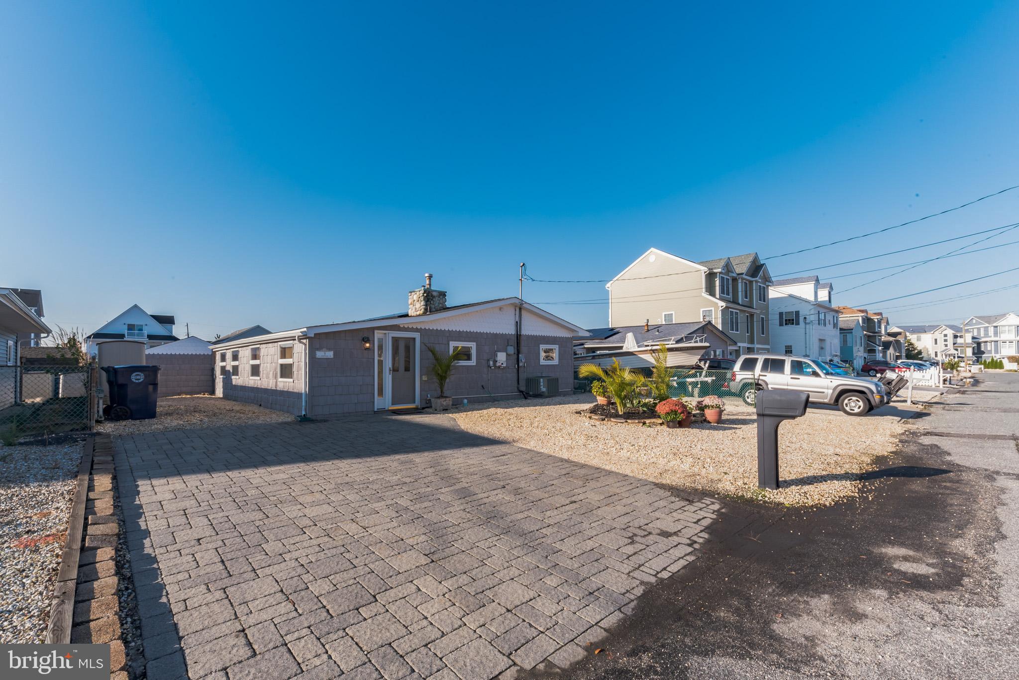 9 West Schuylkill Road Tuckerton, NJ 08087 - Photo 4 of 34